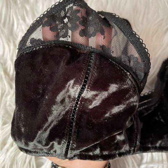 victoria secret velvet floral lace bralette - Picture 2 of 3